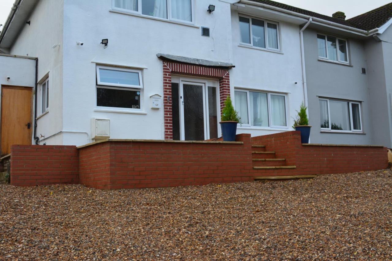 Double Bedroom With View To The Garden Oxford